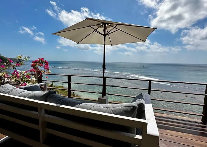 Villa Bingin High Tide *
