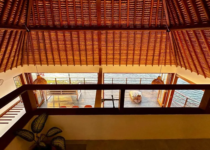 Villa Bingin High Tide *